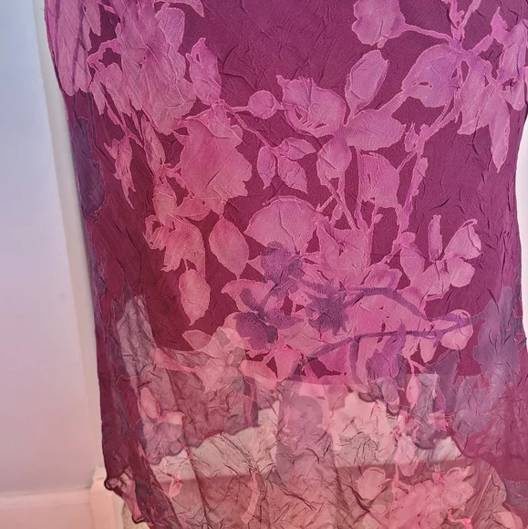 Maroon Lined Dress With Watercolor Floral Detail - Picture 4 of 6